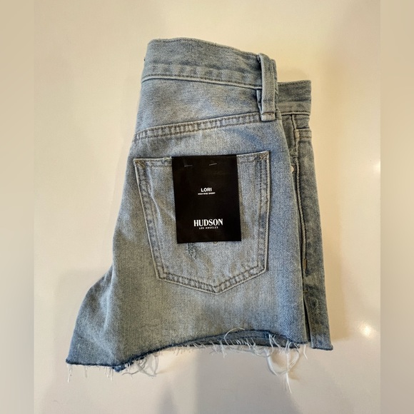 NWT Hudson Lori High-Rise Jean Short Distressed Denim Vintage Style - Picture 7 of 9